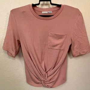 Wilfred Free Atrizia blush crop tee